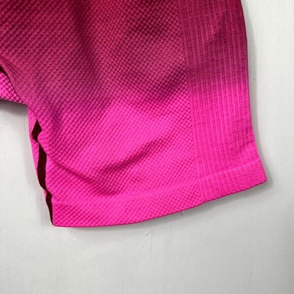 Pink Active compression textured bike shorts. Maroon and pink.  Size S - Picture 4 of 8